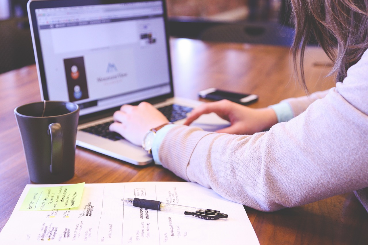 Why You Need to Add App Marketing to Your Mobile Content Strategy?