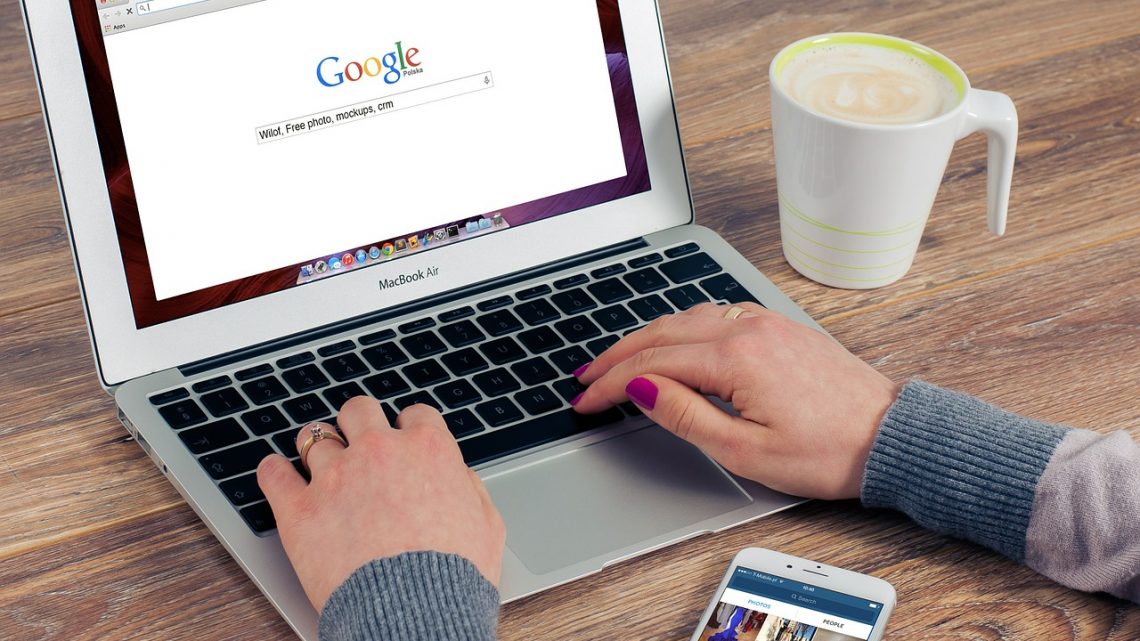 Differences Between Google Ads and Facebook Ads Auction Platforms Differences Between Google Ads and Facebook Ads Auction Platforms