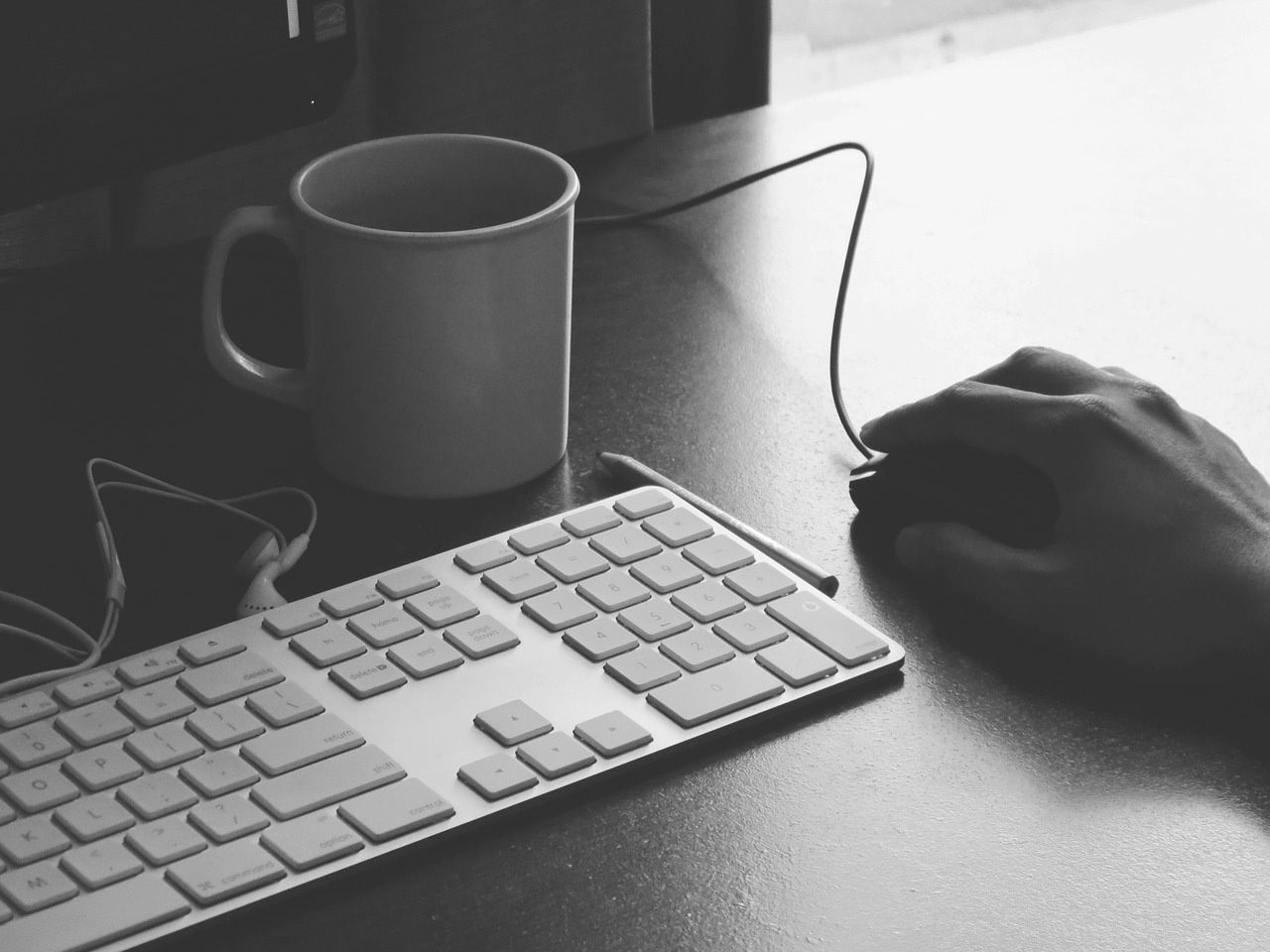 How to Find Guest Bloggers to Write Guest Posts on Your Blog?